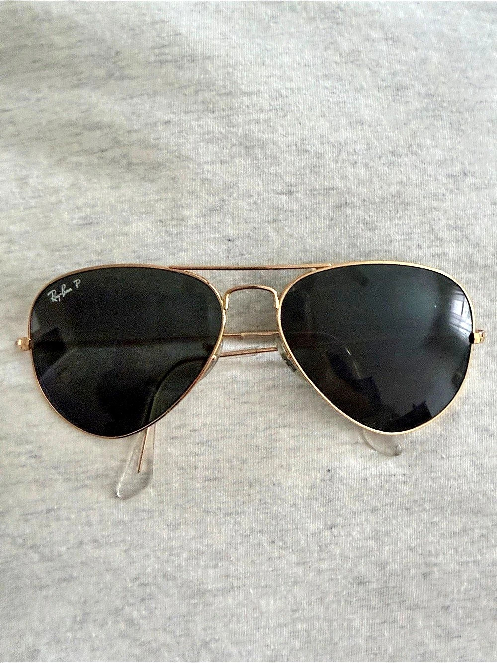 Ray-Ban Aviator Classic Polarized Sunglasses Black & Gold